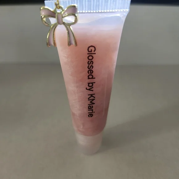Shimmering Pink Lip Gloss By KMarie 5ml - Picture 2 of 2